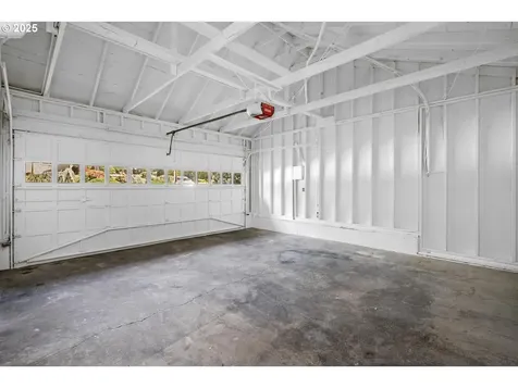7440 SW Elmwood Street Portland OR 97223