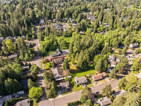 7440 SW Elmwood Street Portland OR 97223