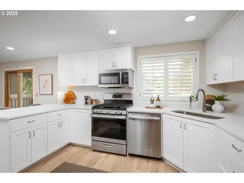 7440 SW Elmwood Street Portland OR 97223