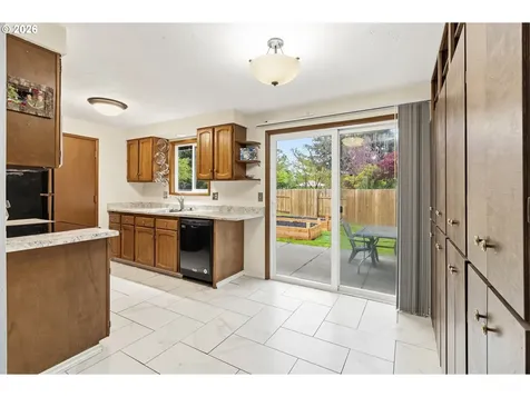 5157 Trevon Street Eugene OR 97402