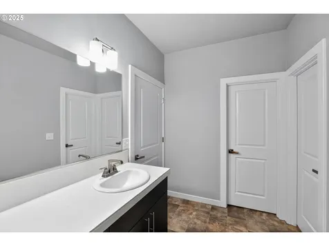 2515 NE 59th Street Vancouver WA 98663