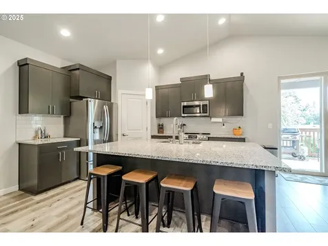 2515 NE 59th Street Vancouver WA 98663