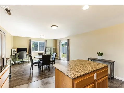 15801 NE 90th Street Vancouver WA 98682