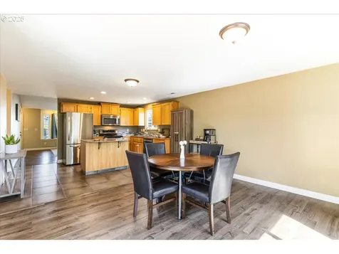 15801 NE 90th Street Vancouver WA 98682