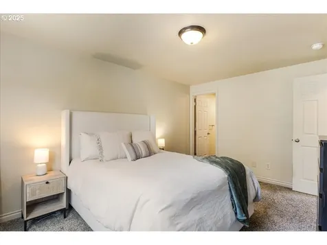 15801 NE 90th Street Vancouver WA 98682