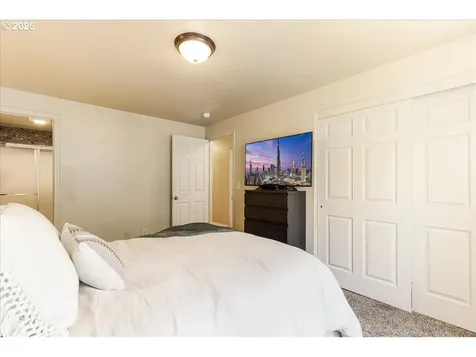 15801 NE 90th Street Vancouver WA 98682