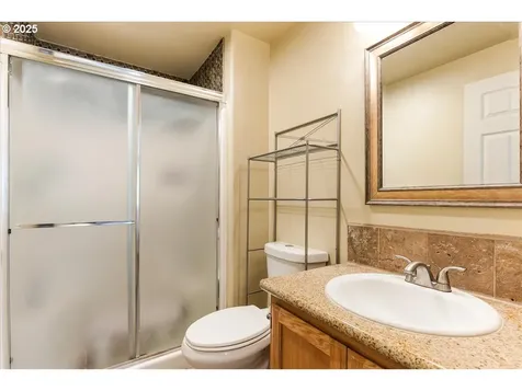 15801 NE 90th Street Vancouver WA 98682
