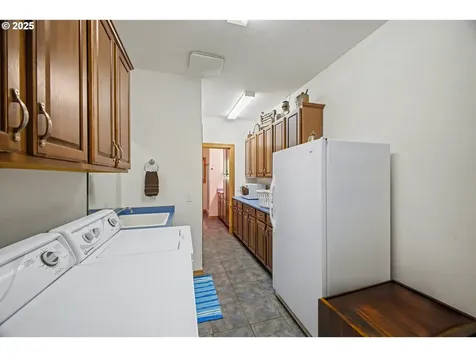 58994 Hampton Road Coquille OR 97423