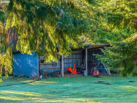 58994 Hampton Road Coquille OR 97423