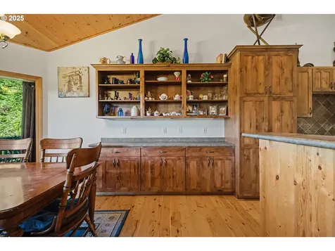58994 Hampton Road Coquille OR 97423