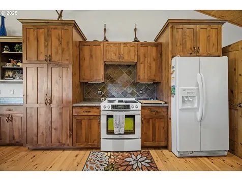 58994 Hampton Road Coquille OR 97423