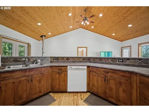 58994 Hampton Road Coquille OR 97423