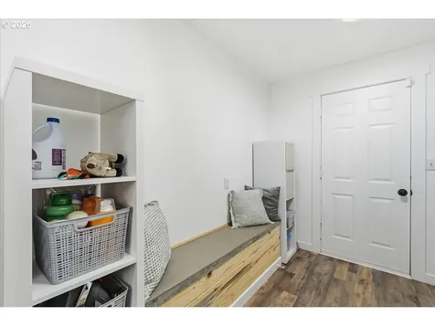 1317 W Main Street Centralia WA 98531