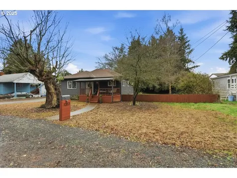 1317 W Main Street Centralia WA 98531