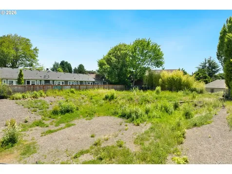 2226 NE Weidler Street Portland OR 97232