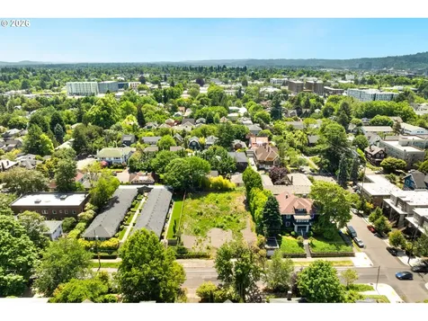 2226 NE Weidler Street Portland OR 97232
