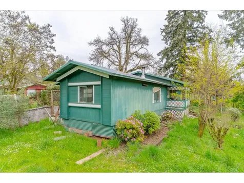 10425 Edmunson Drive SE Salem OR 97317