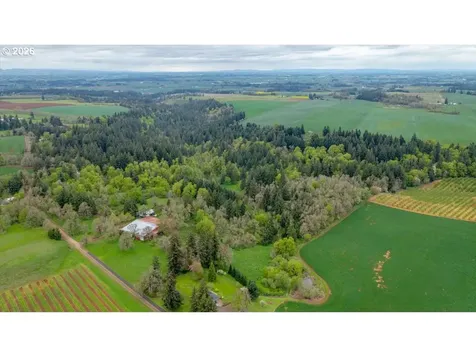 10425 Edmunson Drive SE Salem OR 97317