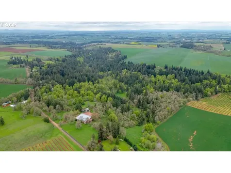 10425 Edmunson Drive SE Salem OR 97317