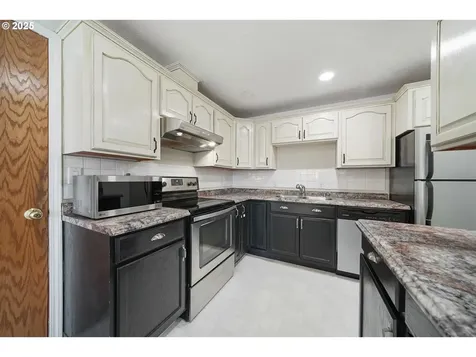 1480 Edison Avenue Cottage Grove OR 97424