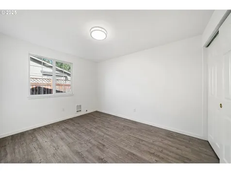 1480 Edison Avenue Cottage Grove OR 97424