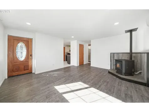 1480 Edison Avenue Cottage Grove OR 97424