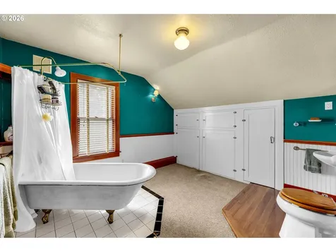 6503 NE 45th Way Vancouver WA 98661