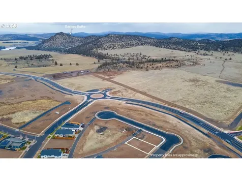 NE Discovery Loop Prineville OR 97754