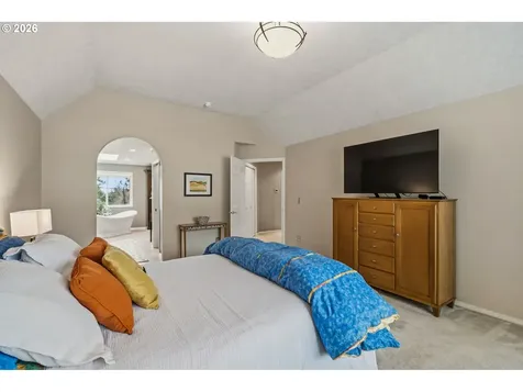 6108 SW Kruse Ridge Drive Portland OR 97219