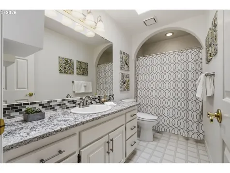 6108 SW Kruse Ridge Drive Portland OR 97219
