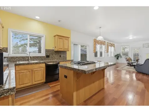 3718 SE 127th Place Portland OR 97236