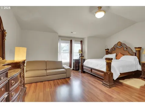 3718 SE 127th Place Portland OR 97236