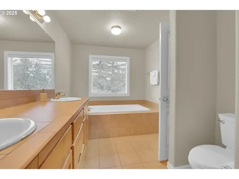3718 SE 127th Place Portland OR 97236