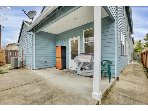 3718 SE 127th Place Portland OR 97236