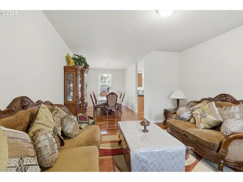 3718 SE 127th Place Portland OR 97236