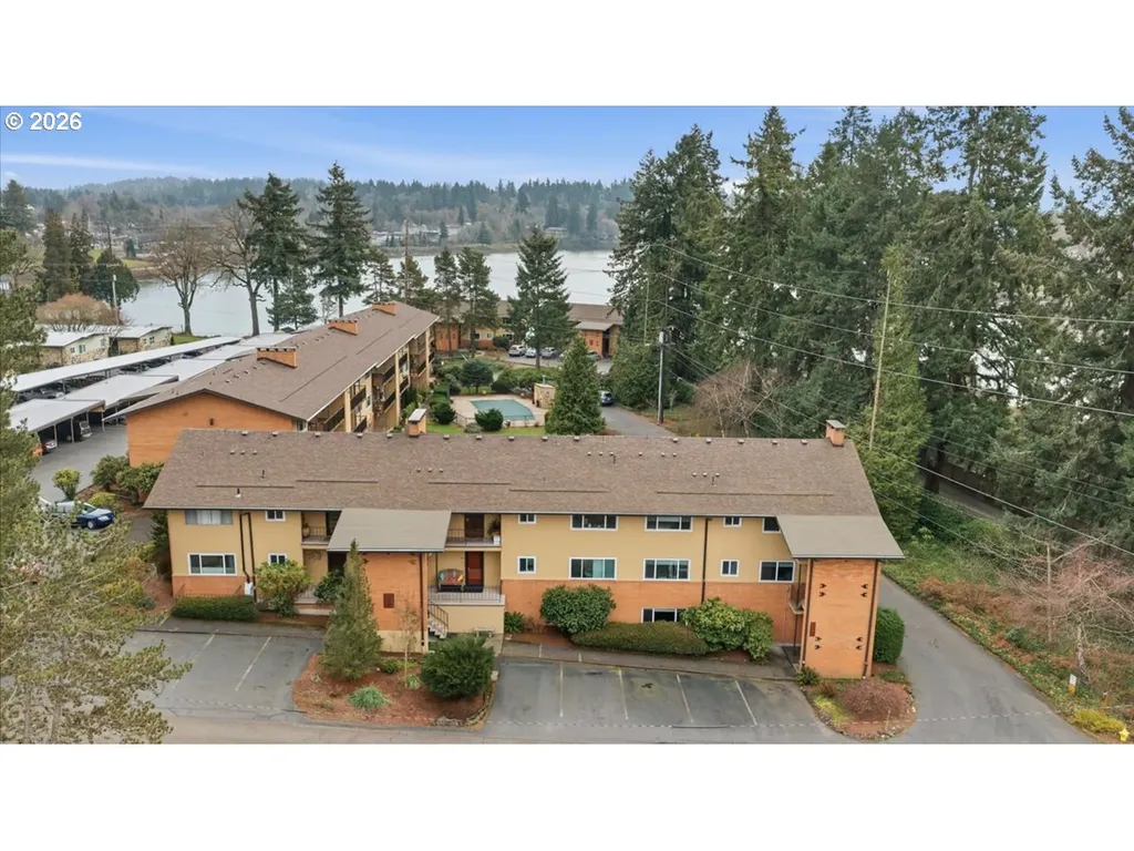 1400 SE Lava Drive Milwaukie OR 97222