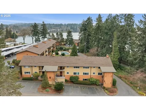 1400 SE Lava Drive Milwaukie OR 97222