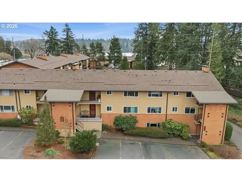 1400 SE Lava Drive Milwaukie OR 97222