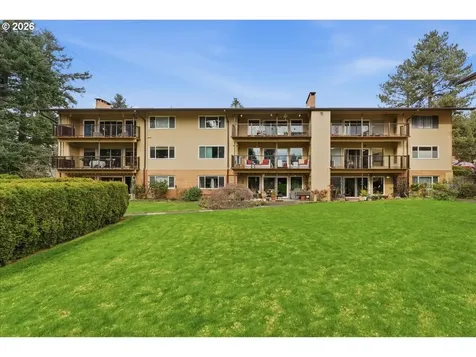 1400 SE Lava Drive Milwaukie OR 97222