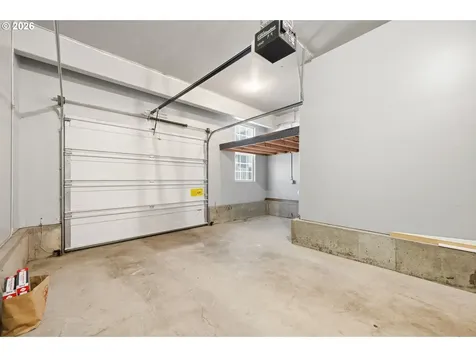 403 NE Suttle Road Portland OR 97211