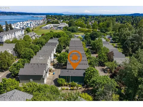 403 NE Suttle Road Portland OR 97211