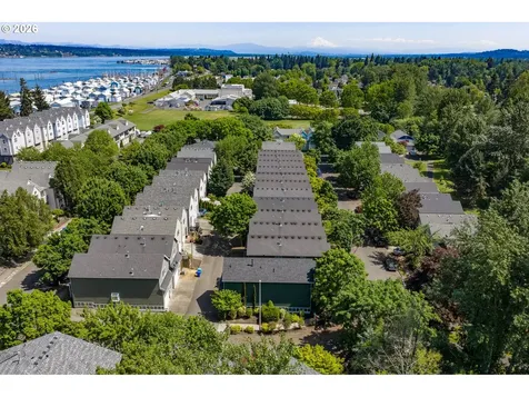 403 NE Suttle Road Portland OR 97211