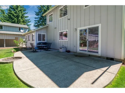 1201 Juniper Court Lyons OR 97358