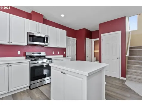 5648 NE Canard Drive Hillsboro OR 97124