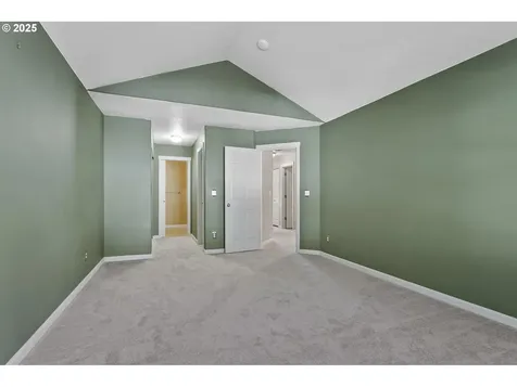 5648 NE Canard Drive Hillsboro OR 97124