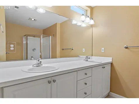 5648 NE Canard Drive Hillsboro OR 97124