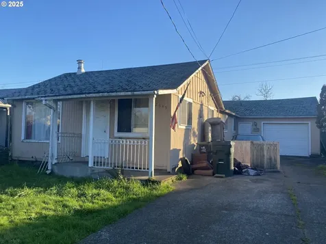 2345 F Street Springfield OR 97477