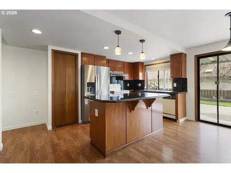 15638 NE Russell Place Portland OR 97230