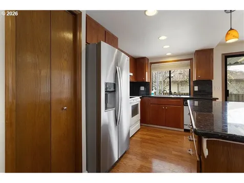 15638 NE Russell Place Portland OR 97230