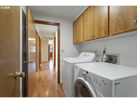 15638 NE Russell Place Portland OR 97230